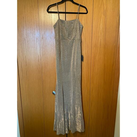 Lulus Searching For You Metallic Gold Glitter Mermaid Maxi Dress - Picture 4 of 10